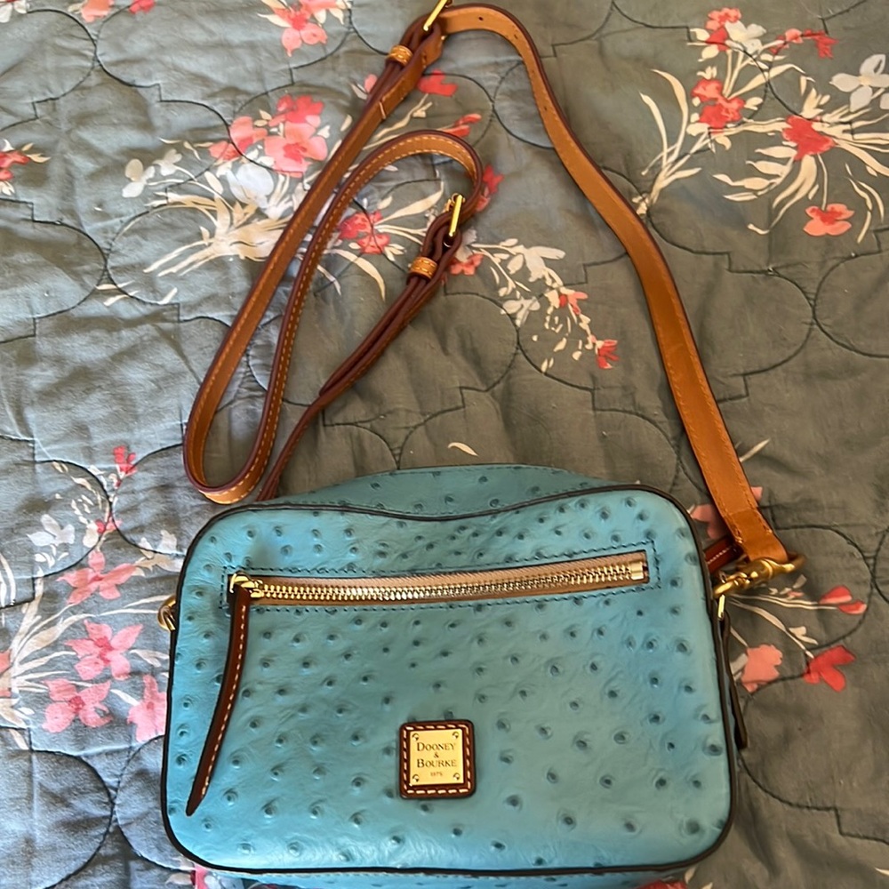 Awesome ostrich leather Dooney & Bourke bag